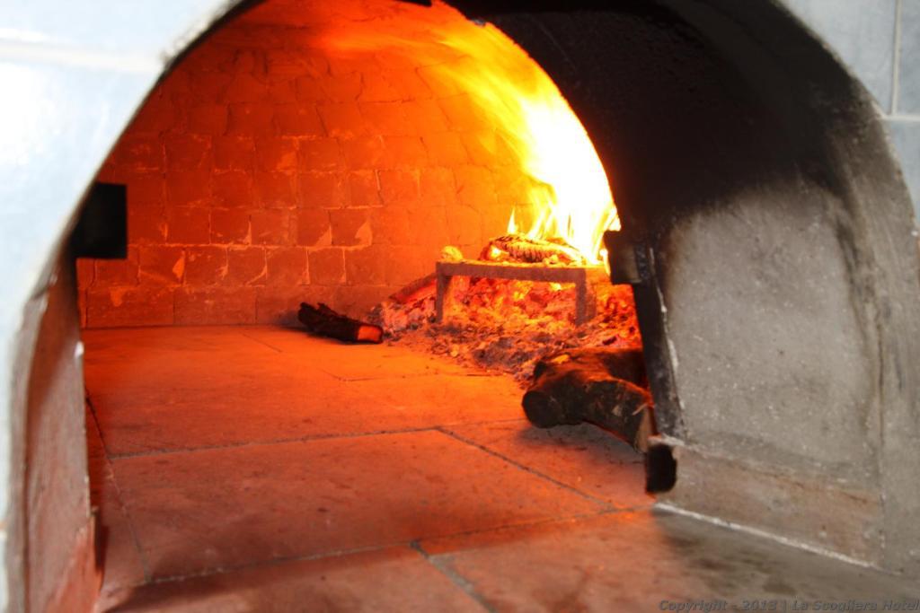 Hotel Ristorante La Scogliera - Nuova Gestione Piraino Bagian luar foto