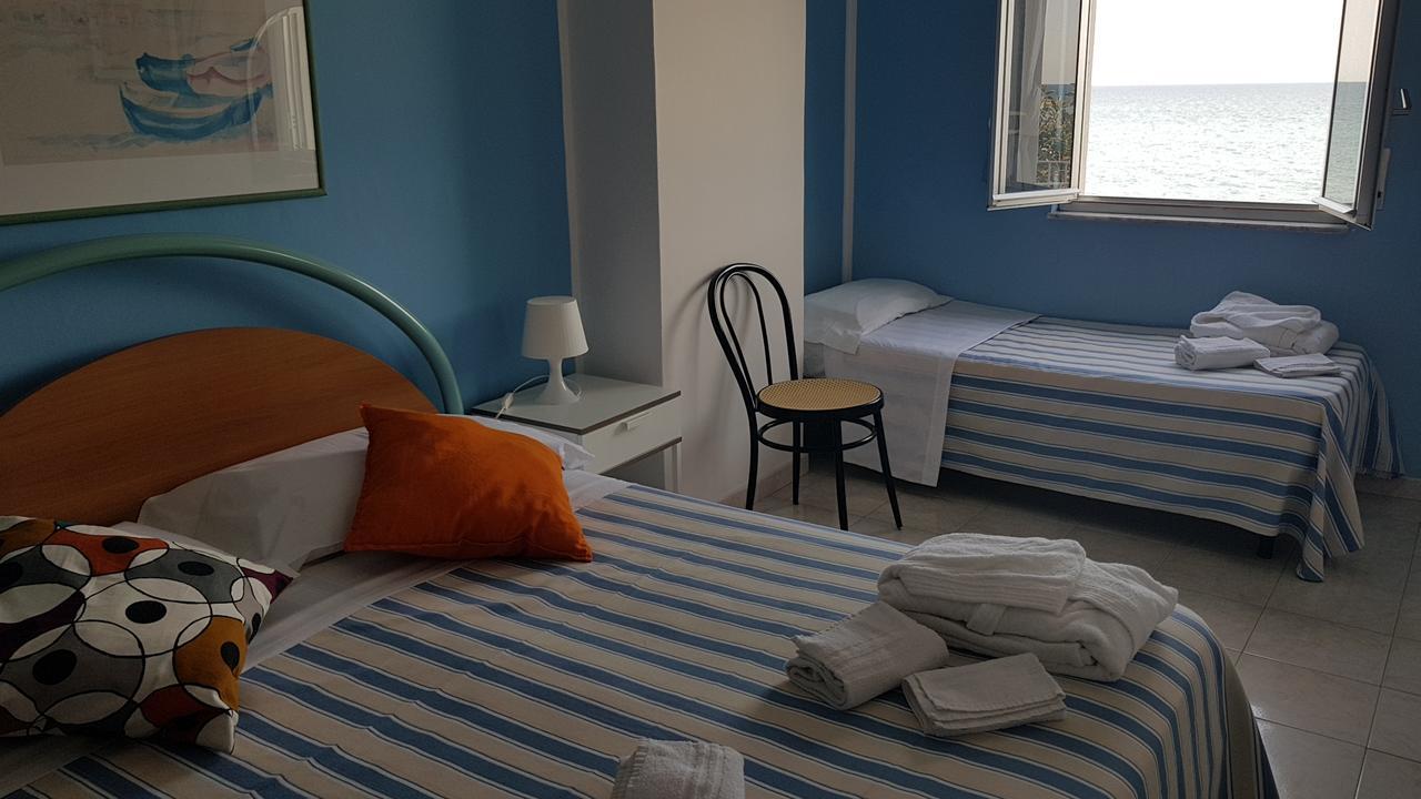 Hotel Ristorante La Scogliera - Nuova Gestione Piraino Bagian luar foto